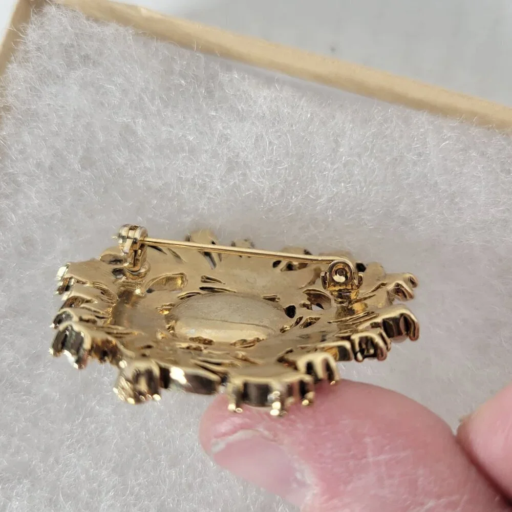 Vintage Monet Gold-Tone Faux Pearl Rhinestone Floral Brooch Pin Missing Stone